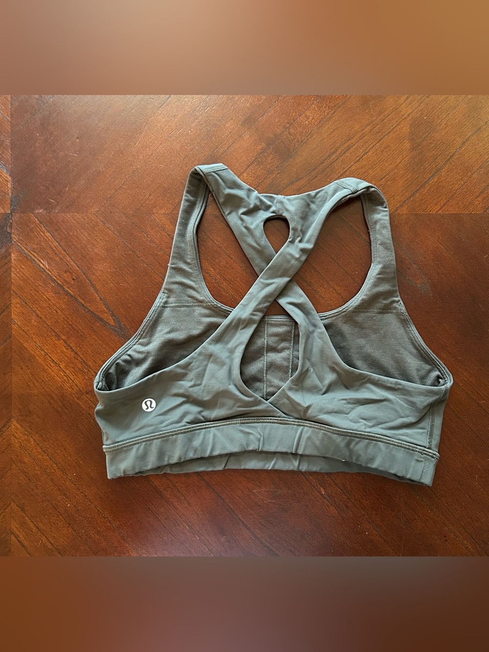 lululemon athletica Green Cross-Back Sports Bra size 8 - Picture 5 of 6